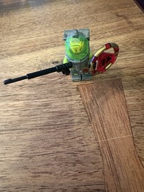 Lego Atlantis Gaurdian Of The Deep 8058 100% Complete With Figure And Manual