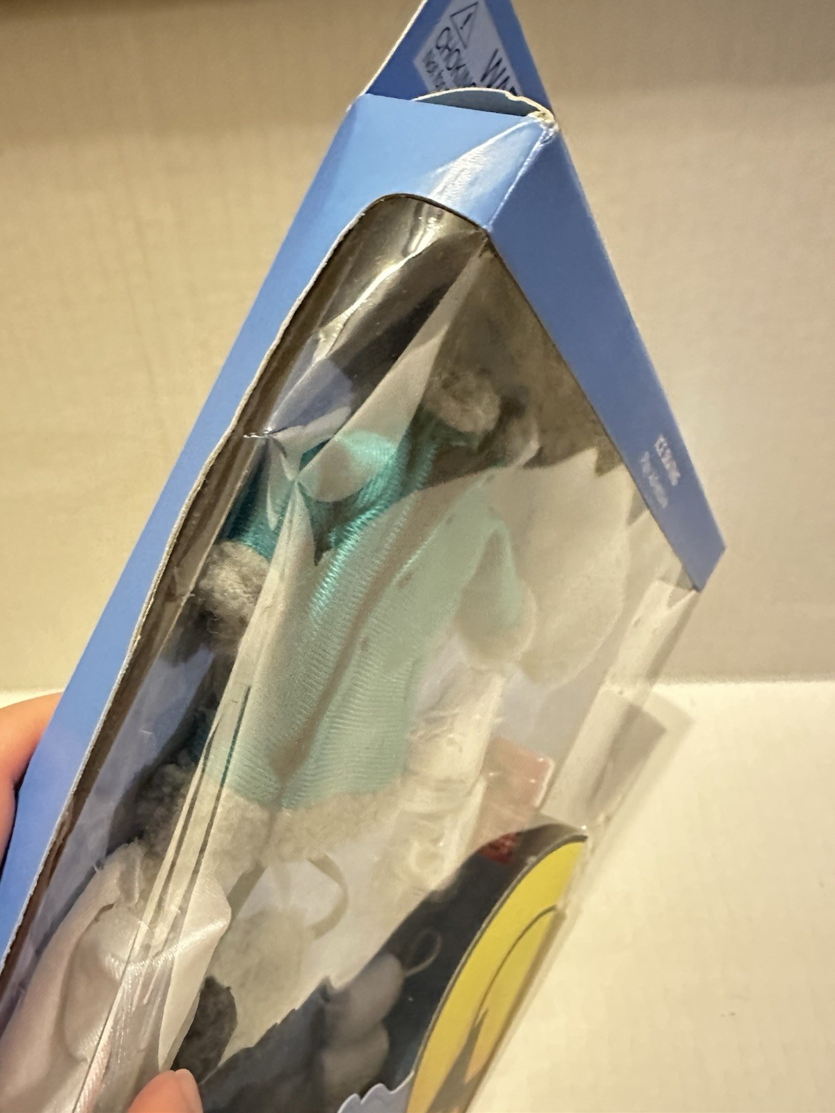 Madeline Doll Ice Skating Play Adventure Outfit  Learning Curve New READ