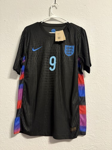 Harry Kane #9 Black England Men’s Jersey Size Large Player Version