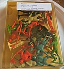 Marx Toys Lot of 24 Medieval Knights 54mm figures set mini action figures