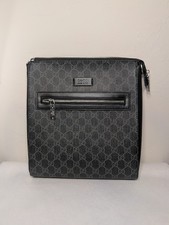 Black Gucci GG Supreme Messenger Bag