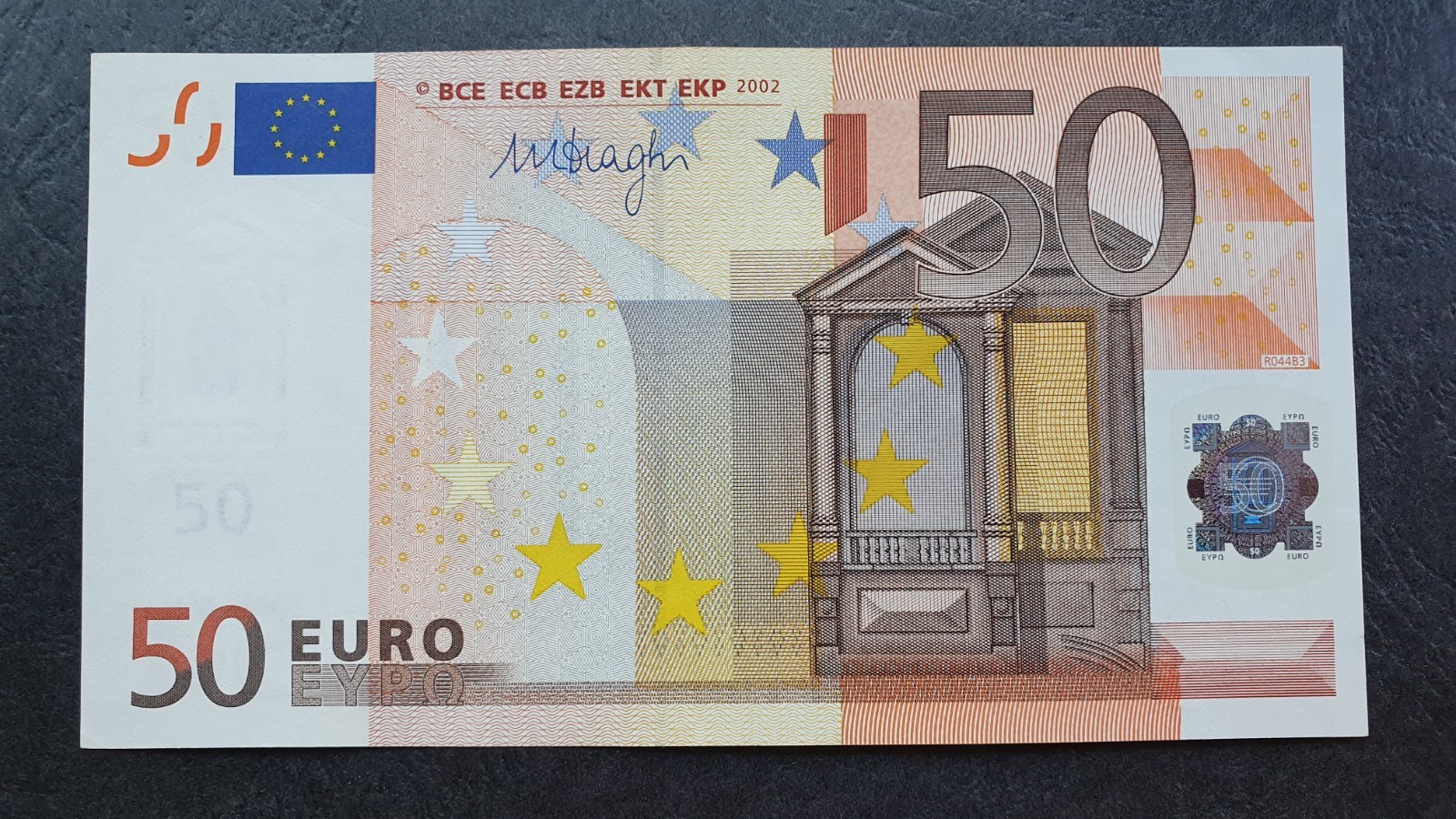 Foto 1 di 4