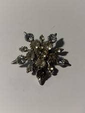 Silver Tone Starburst Star Brooch Pin w/ Clear Round Rhinestones, Prong Set