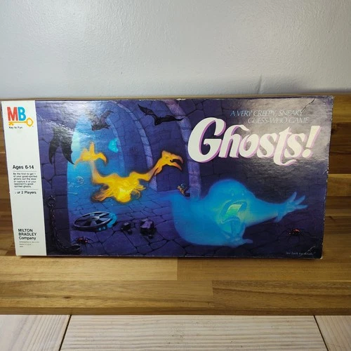 Vintage GHOSTS! Board Game Milton Bradley 1985 GLOW In The Dark COMPLETE