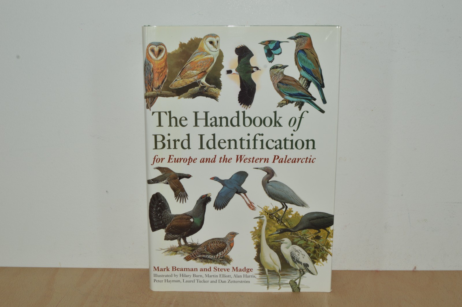 The Handbook of Bird Identification for Europe - Mark Beaman (#T2)