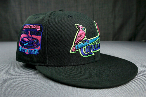 New Era St Louis Cardinals Cyberpunks 7 3/4 Final Season Hat Club Exclusive Pink - Picture 2 of 12