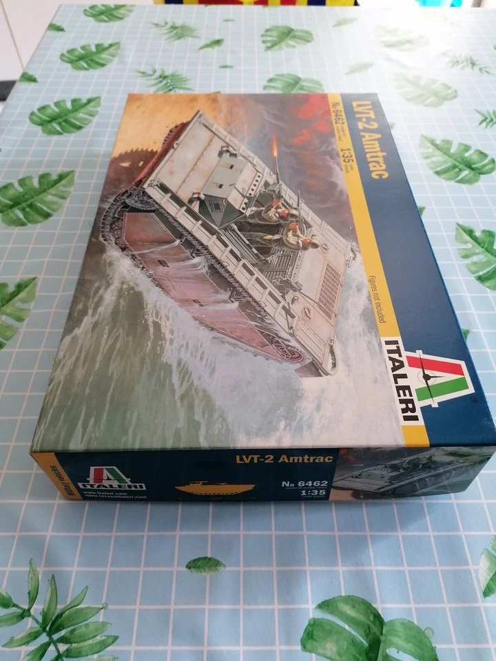 ITALERI 1/35 LVT-2 AMTRAC ITEM N° 6462 - Immagine 2 di 4