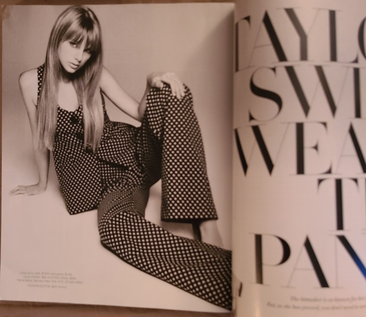 Harper's Bazaar Magazine Taylor Swift - Dec2012/Jan2013 . | eBay