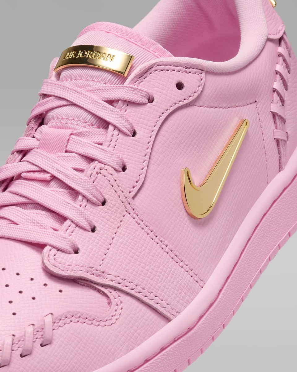 Nike W Air Jordan 1 Low Method of Make Sneakers Perfect Pink
