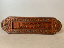 ancienne entrée boite à lettres en fonte C F Déposé