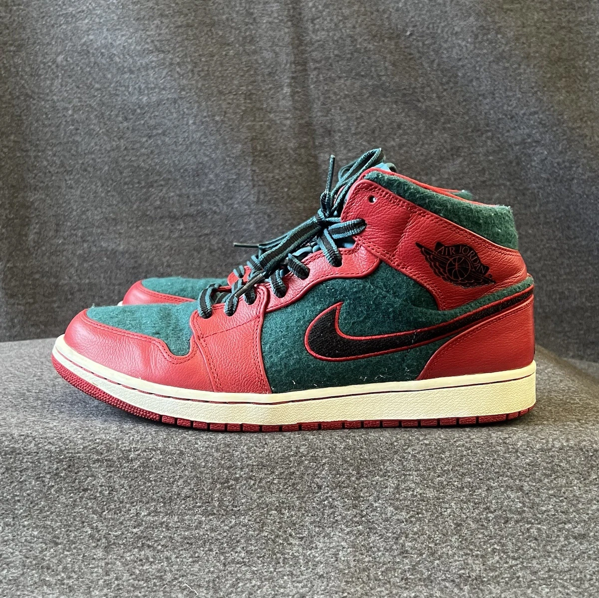Jordan 1 Mid Gym Red Dark Sea for Sale | Authenticity  display picture 1