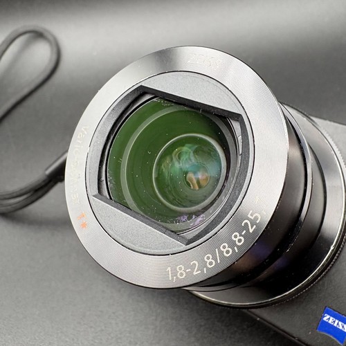 Sony Cyber-shot DSC-RX100M3 RX100 III 20.1MP Point & Shoot Digital Camera Tested - Picture 13 of 18
