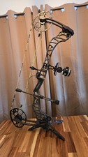 Mathews Vertix LH  bow With Threadz Strings, Sight, Rest, Limb Legs