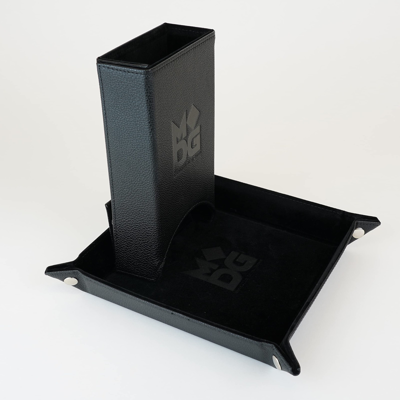 Складная кожаная башня для игры в кости Черная 5090₽