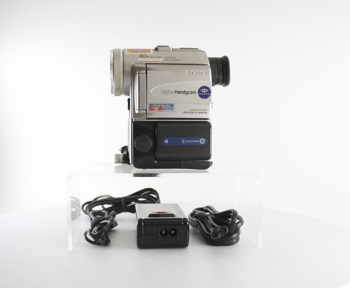 Sony Handycam DCR-PC100E Mini DV Camcorder for sale online Sony Handycam DCR-PC100E Mini DV Camcorder for sale online