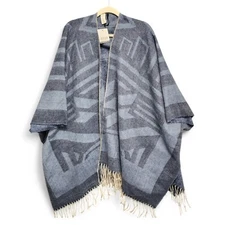 a.n.a A New Approach Womens Open Wrap Poncho Fringe One Size Fits All NEW w/ Tag