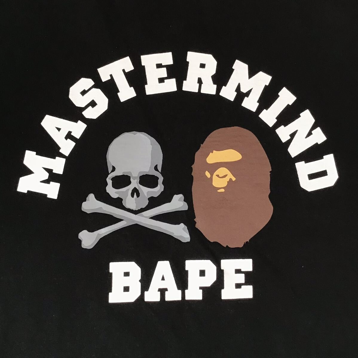 BAPE vs Mastermind skull logo T-shirt black A Bathing Ape BAPE vs Mastermind skull logo T-shirt black A Bathing Ape
