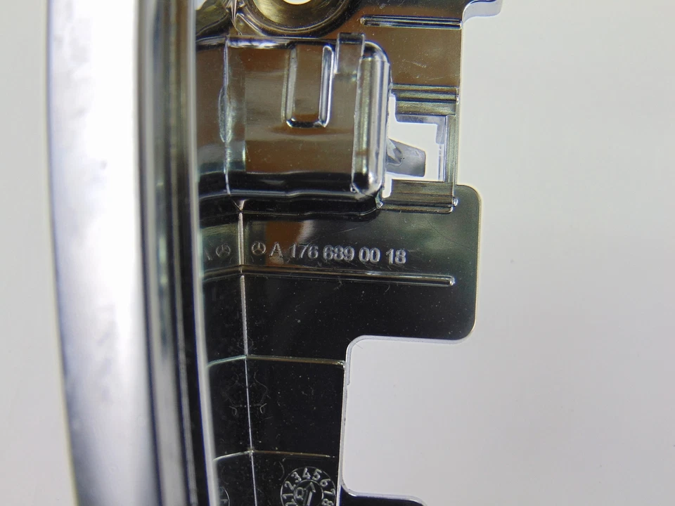 A1766890018 Moldura para MERCEDES-BENZ CLASE CLA (BM 117) 2015 193493 - Imagen 4 de 4