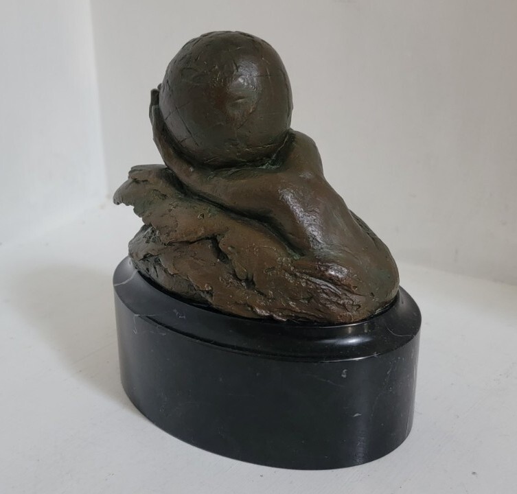 Picture 2 of 9