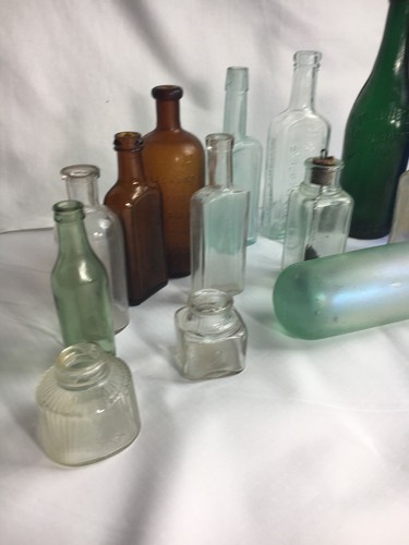 Lot 17 Vintage Bottles Medical & Home Remedies - Picture 2 of 12