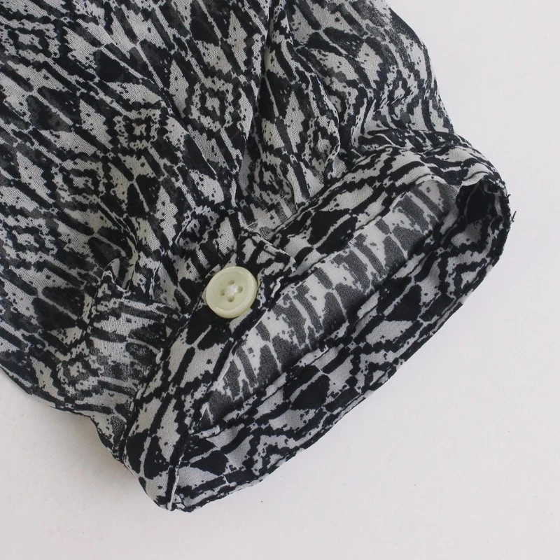 Old Navy女式M黑色和灰色雪纺透明衬衫 — 第 3/4 张图片