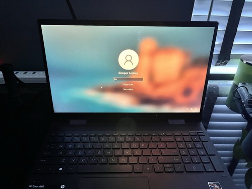 Hp Envy x360 2-In-1 Ryzen 7 Convertible Black Laptop Windows 11 And Charger - Picture 5 of 10