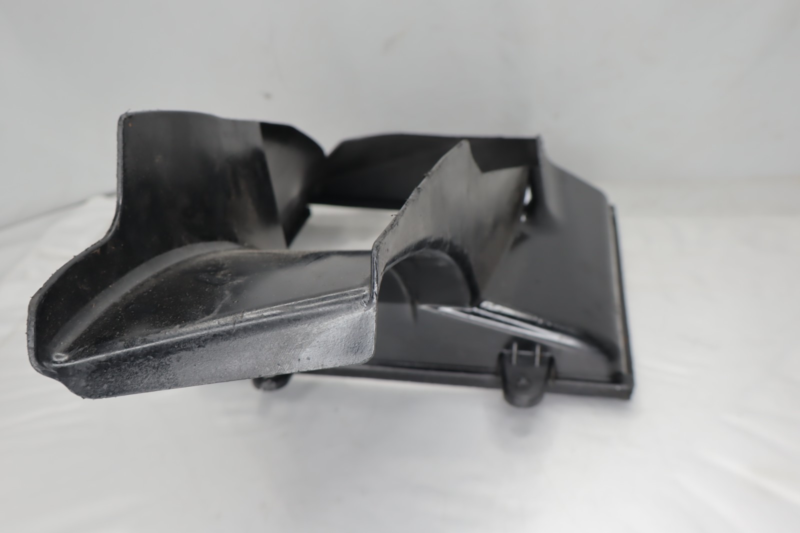 Maserati Quattroporte 2014-2020 Front Right Air duct