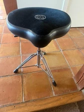 Roc-n-Soc NR O-K Drum Nitro Throne - Black.   Barely used. 