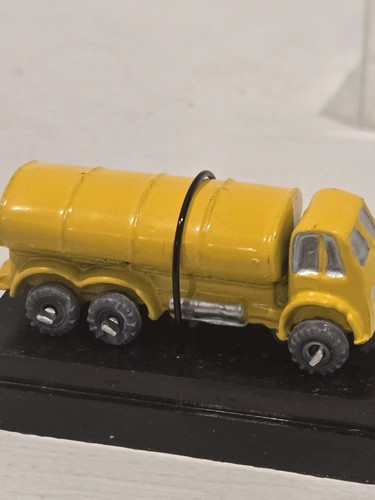 1955 MOKO LESNEY MATCHBOX #11A TANKER TRUCK JAPAN-MINT CONDITION - Picture 5 of 10