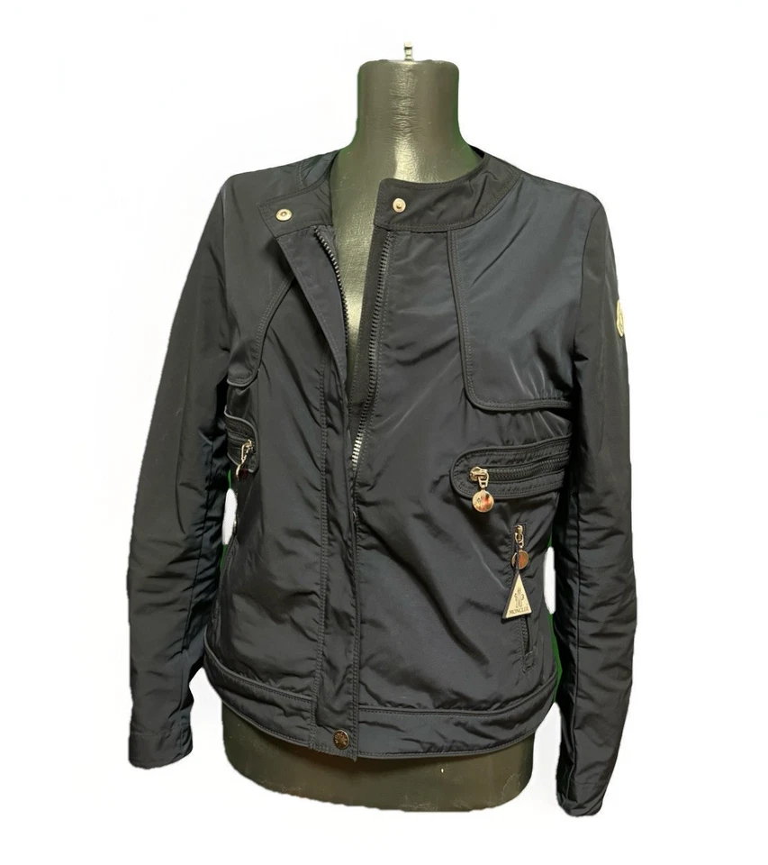 Casaco Moncler 100% autêntico tamanho 2 P - Imagem 4 de 4