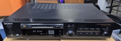 #ad Sony MDS 302 MiniDisc Recorder MD Deck FOR PARTS REPAIR Powers On Ejects Disc $118.00