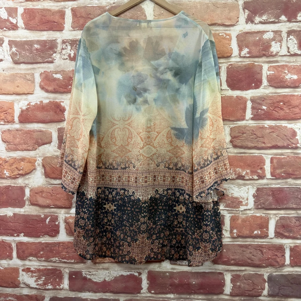 Cardigã Feminino One World Live And Let Live Kimono Grande Transparente Boho Floral Azul - Imagem 4 de 4