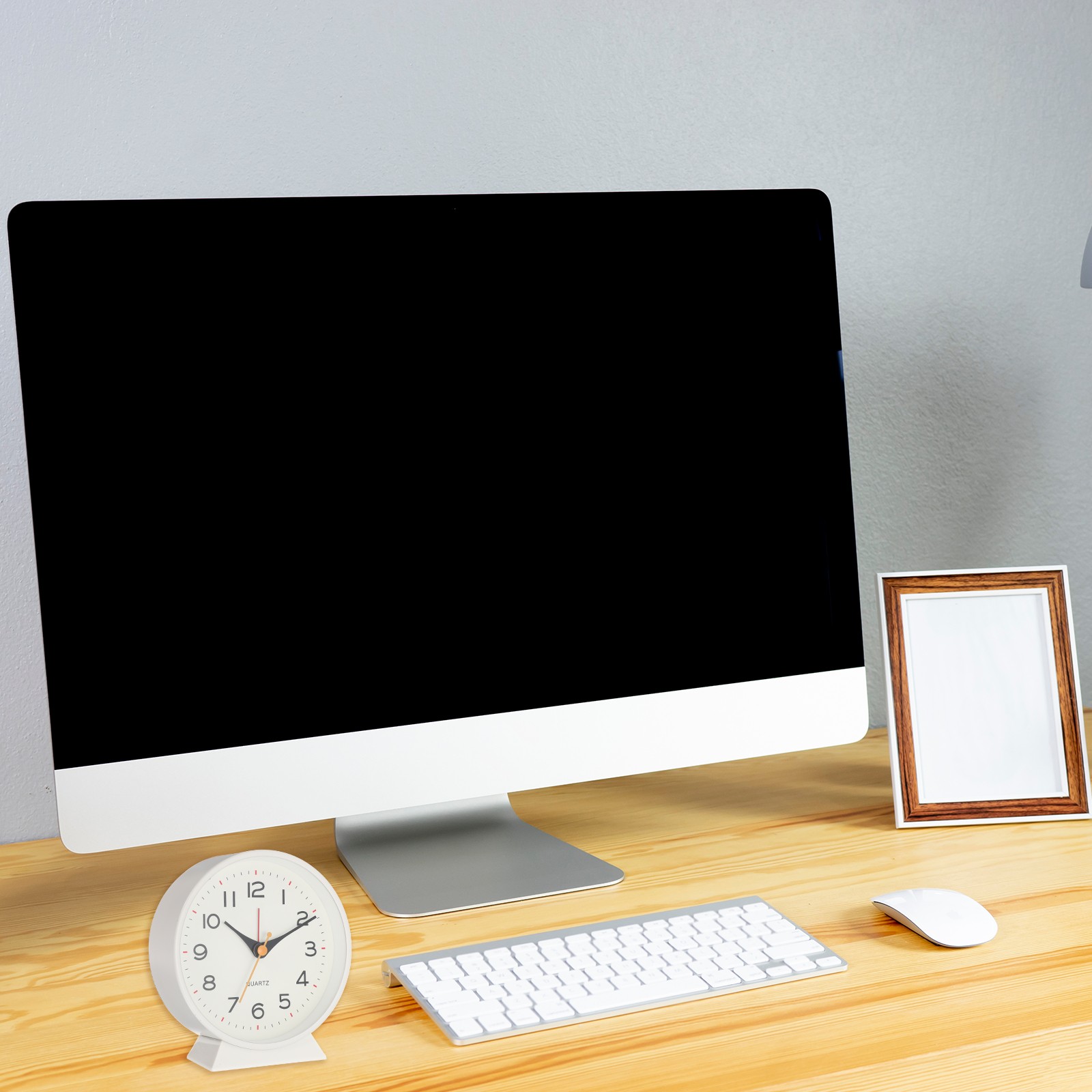 Analog Alarm Clock, Alarm Clock with Backlight Modern Silent Quartz, White