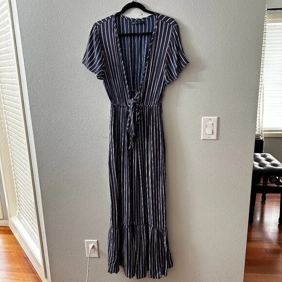 blue plus size dresses Final Sale Plus Size Maxi Dress in Blue and White Print