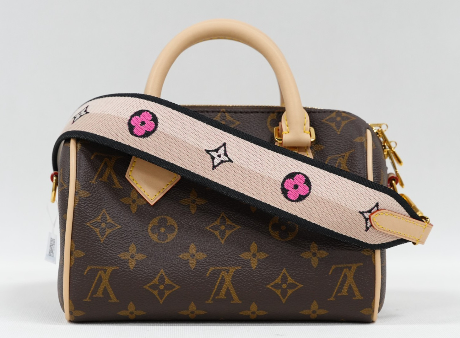 Louis Vuitton Speedy 20 Bandouliere monogram Canvas Almost Brand NEW Women