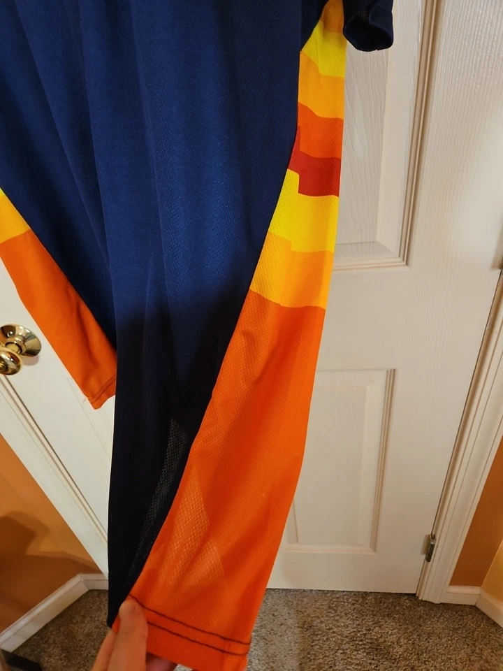 Mens Houston Astros Jose Altuve 2017 World Series Jersey Size XL - Image 3 of 4