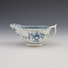 Erste Periode Worcester blau & weiß Porzellan Sauciere The Rose um 1770 Antik