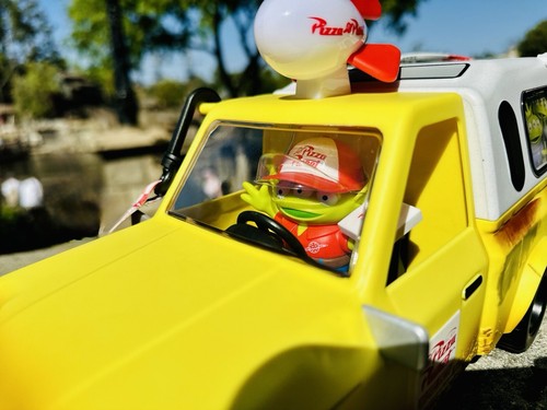 Disneyland Pixar Fest Toy Story Alien Pizza Planet Truck Popcorn Bucket - Picture 6 of 8