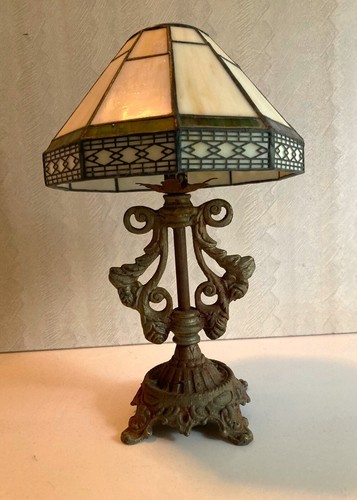 Sweet Older Decagon Slag Glass Leaded Glass Lamp or Fixture Shade Nice Filigree - Picture 1 of 11