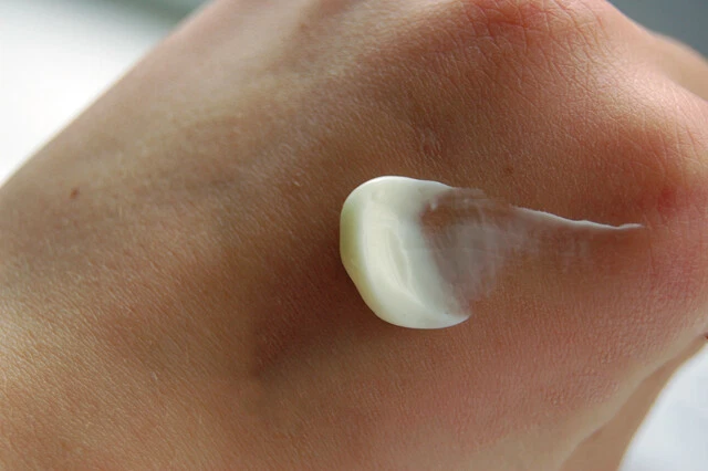 Крем для рук и кутикул Clinique Deep Comfort 2,5 унции / 75 мл - полный размер! НОВЫЙ! - Изображение 4 из 4