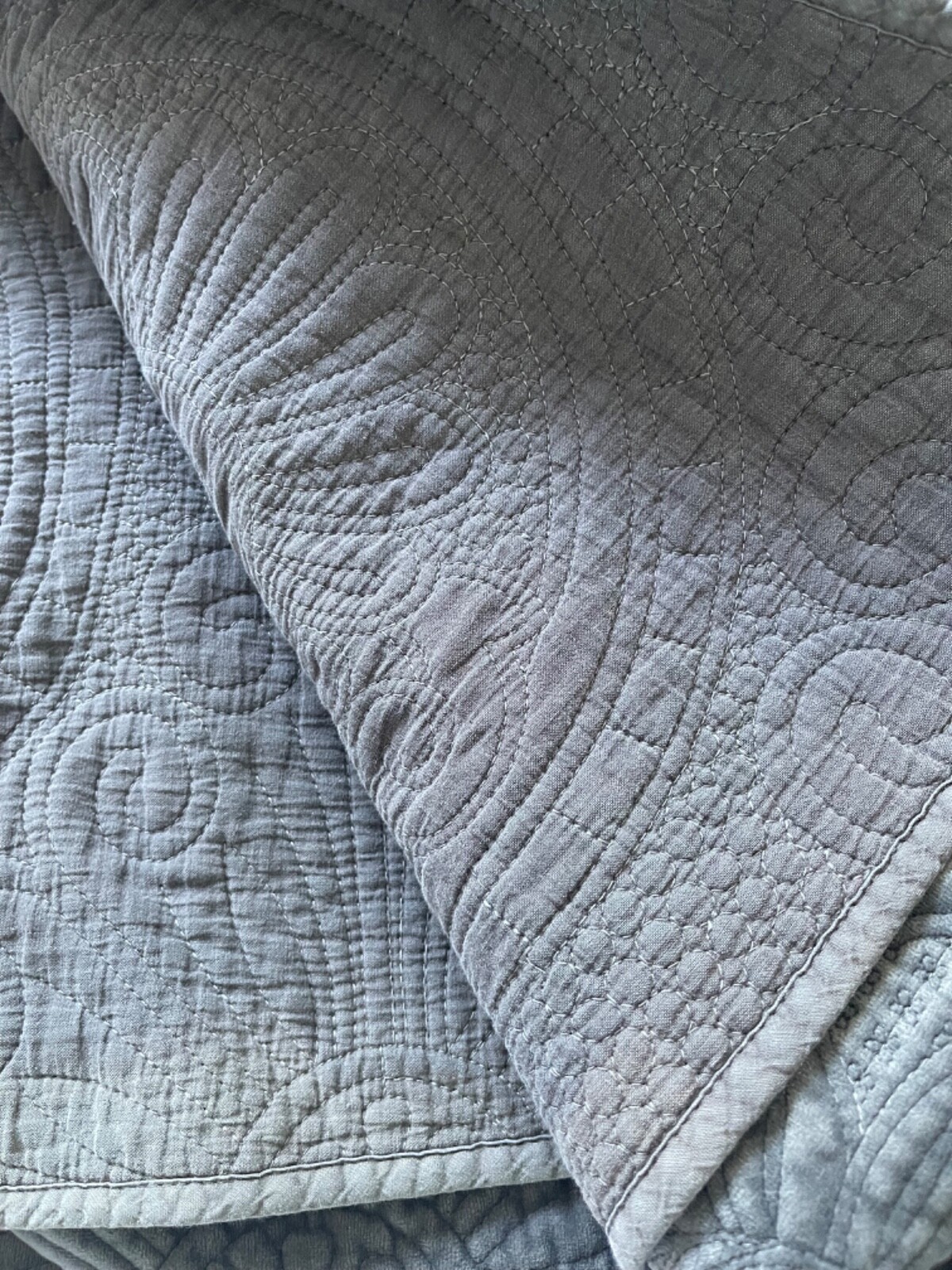 POTTERY BARN Velvet Medallion Quilt Blanket Coverlet Bedspread Queen & Shams Set eBay