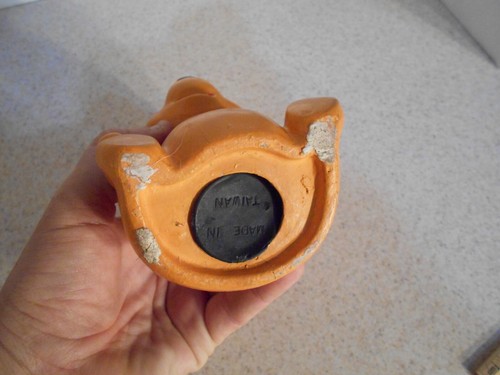 Vintage Walt Disney Productions Pooh Piggy Bank Taiwan 80s Figure - Picture 6 of 6