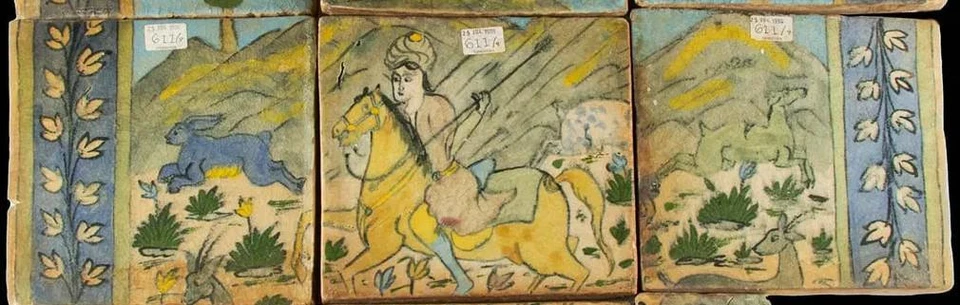 伊斯兰中亚 19 世纪 9 张瓷砖狩猎场景 28"L X 28"W — 第 3/4 张图片