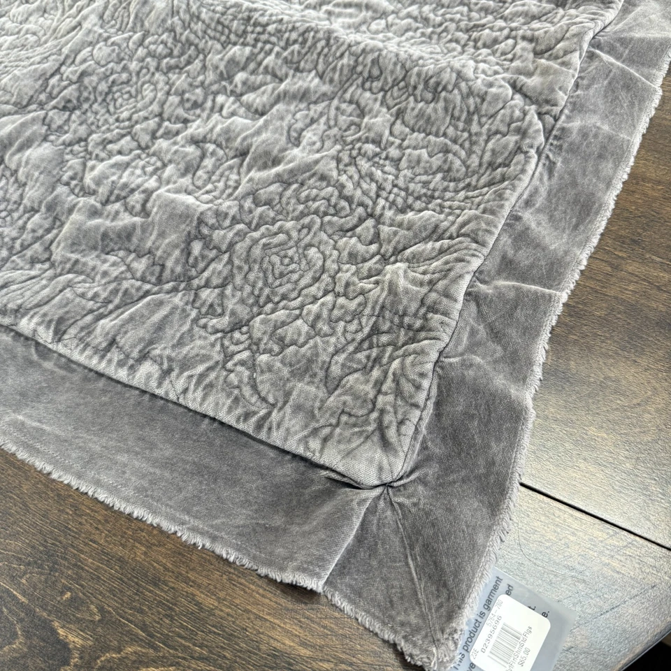 JUEGO DE 2 ALMOHADAS DE PUNTO FLORAL DE TERCIOPELO GRANERO DE CERÁMICA, ESTÁNDAR ~ GRIS Foto 3 de 4