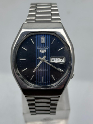★Vintage SEIKO 5★自動巻き★17石 Day/Date★稼働品★ s-l400.jpg