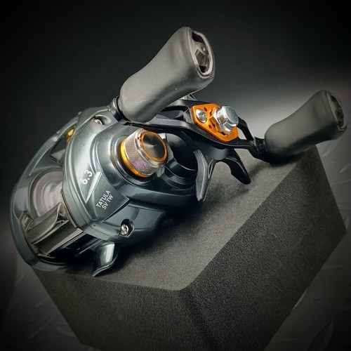 DAIWA【17 TATULA SV TW 6.3R】R-H 6.3:1 Gear Used Baitcasting Reel "Ex+"cond. W/Box - Picture 10 of 18
