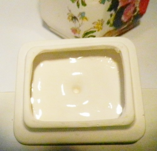 Nippon Rising Sun~Hand Painted Flowers~ Larger Spice Jar or Canister w/Lid-Japan - Picture 6 of 11