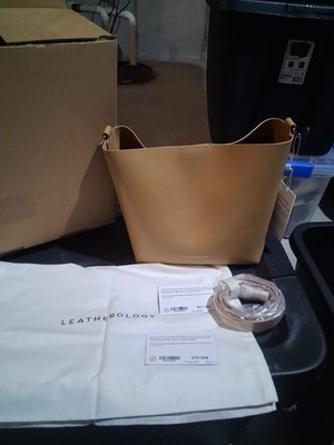 Leatherology Tan Unlined Purse