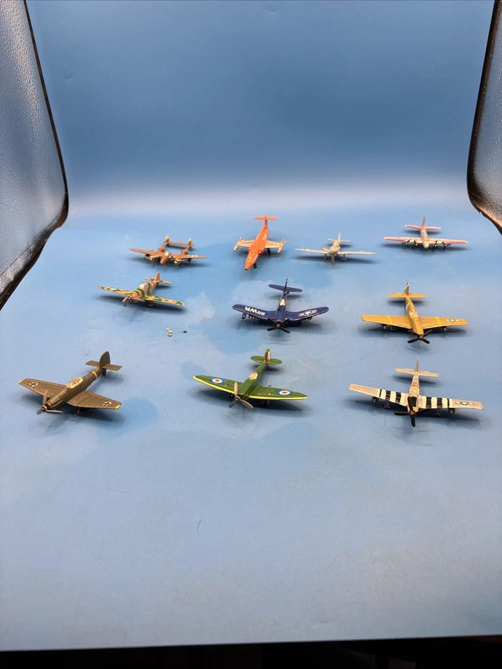 LOTE DE 10 FUNDIDOS A PRESIÓN SUPERMARINE SPITFIRE VINTAGE ZEE TOYS DYNA-FLITES 3" **LEER** Foto 3 de 4