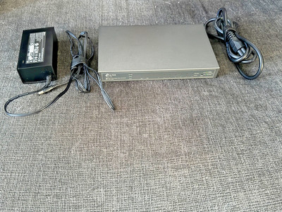 TP-Link TL-SG2210P JetStream 8-Port Gigabit PoE+ Switch Omada   Tested Working